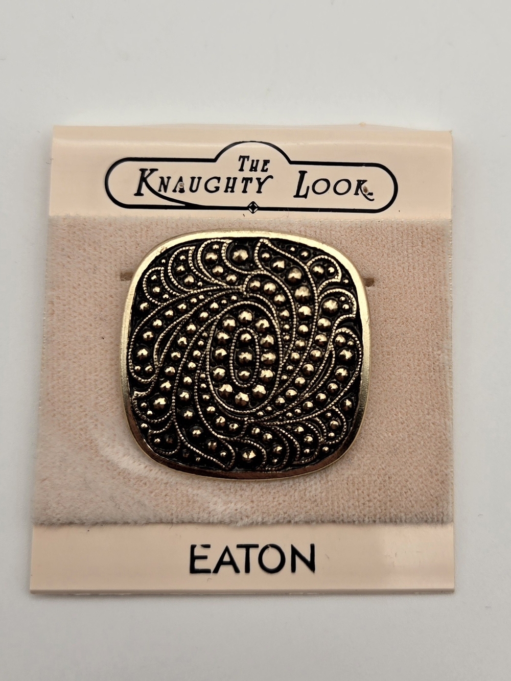 Vintage W. Germany Paisley Scarf Clip / Scarf Ring – Eaton’s “The Knaughty Look”